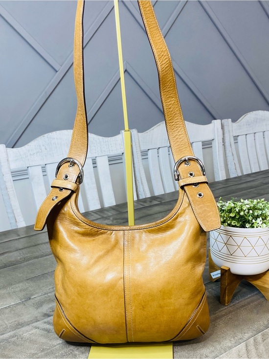 Coach Handbags - Vintage Coach Soho Legacy Slim Hippie Hobo Bag Tan Leather 9549 Crossbody Y2K